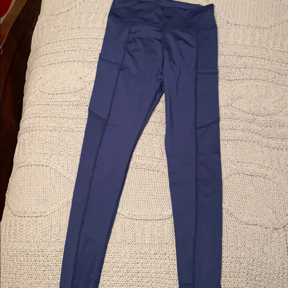 Blue leggings